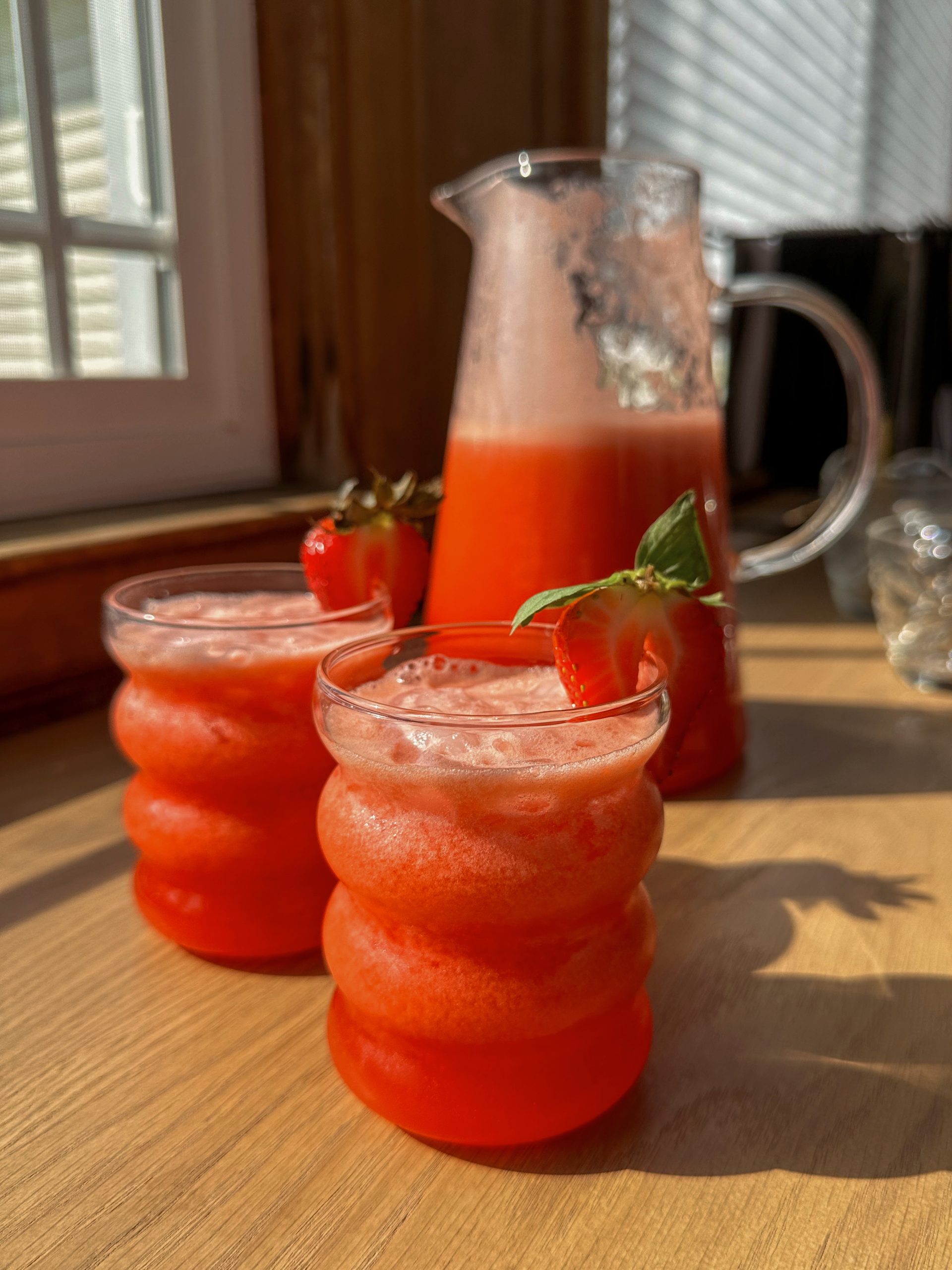 Easy Strawberry Lemonade
