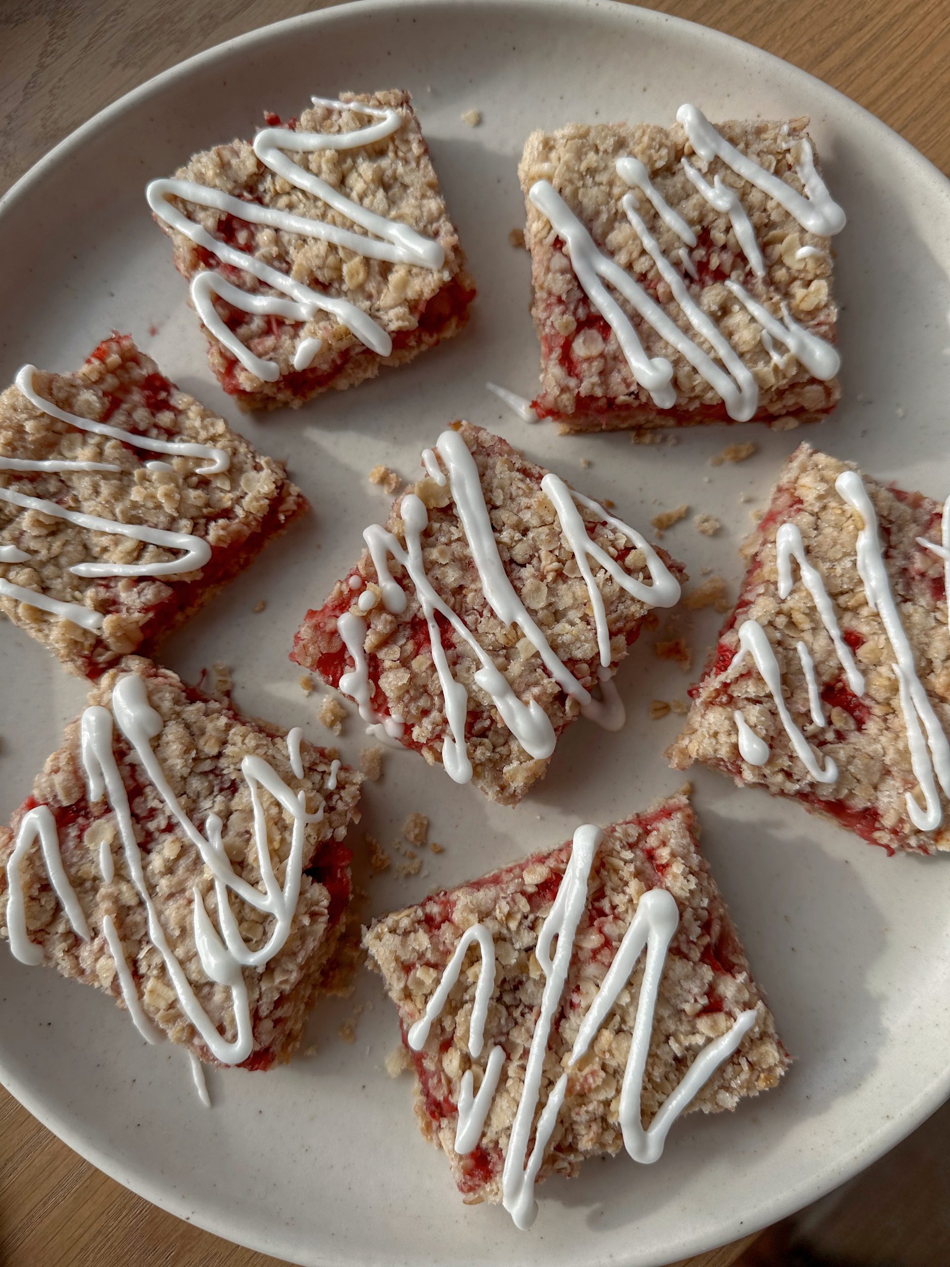 Strawberry Oatmeal Bars